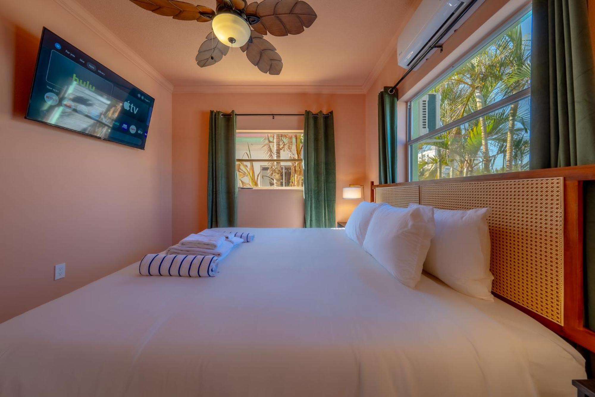 Monaco Vacation Rentals 克利尔沃特 外观 照片