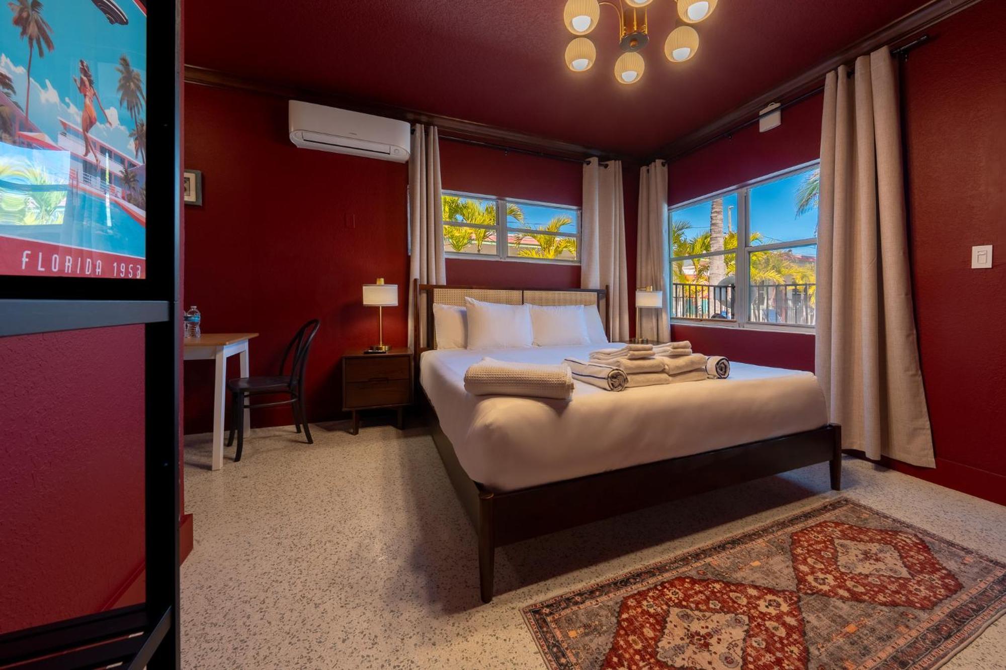 Monaco Vacation Rentals 克利尔沃特 外观 照片